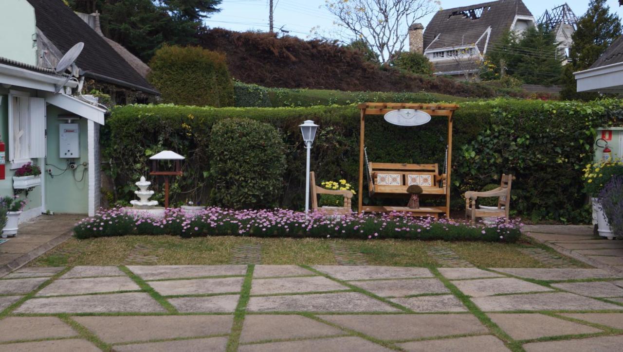 Pousada Chateau Colinas Campos do Jordao Bagian luar foto
