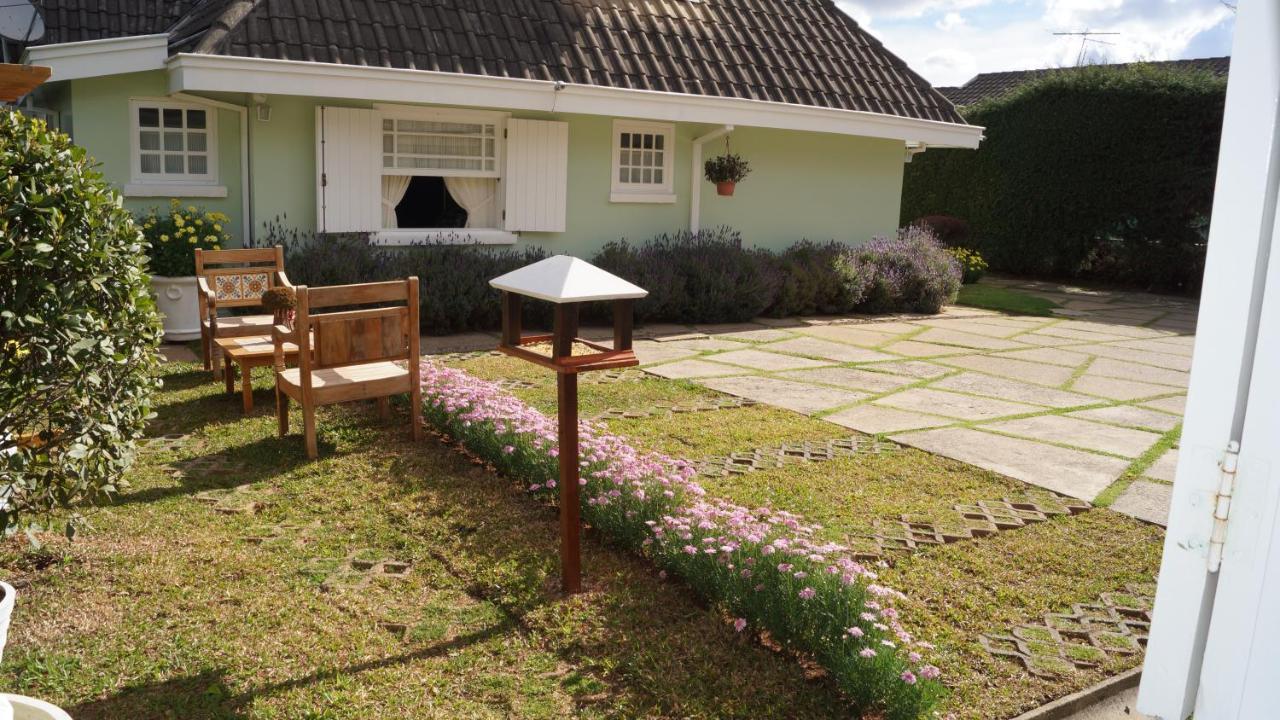 Pousada Chateau Colinas Campos do Jordao Bagian luar foto